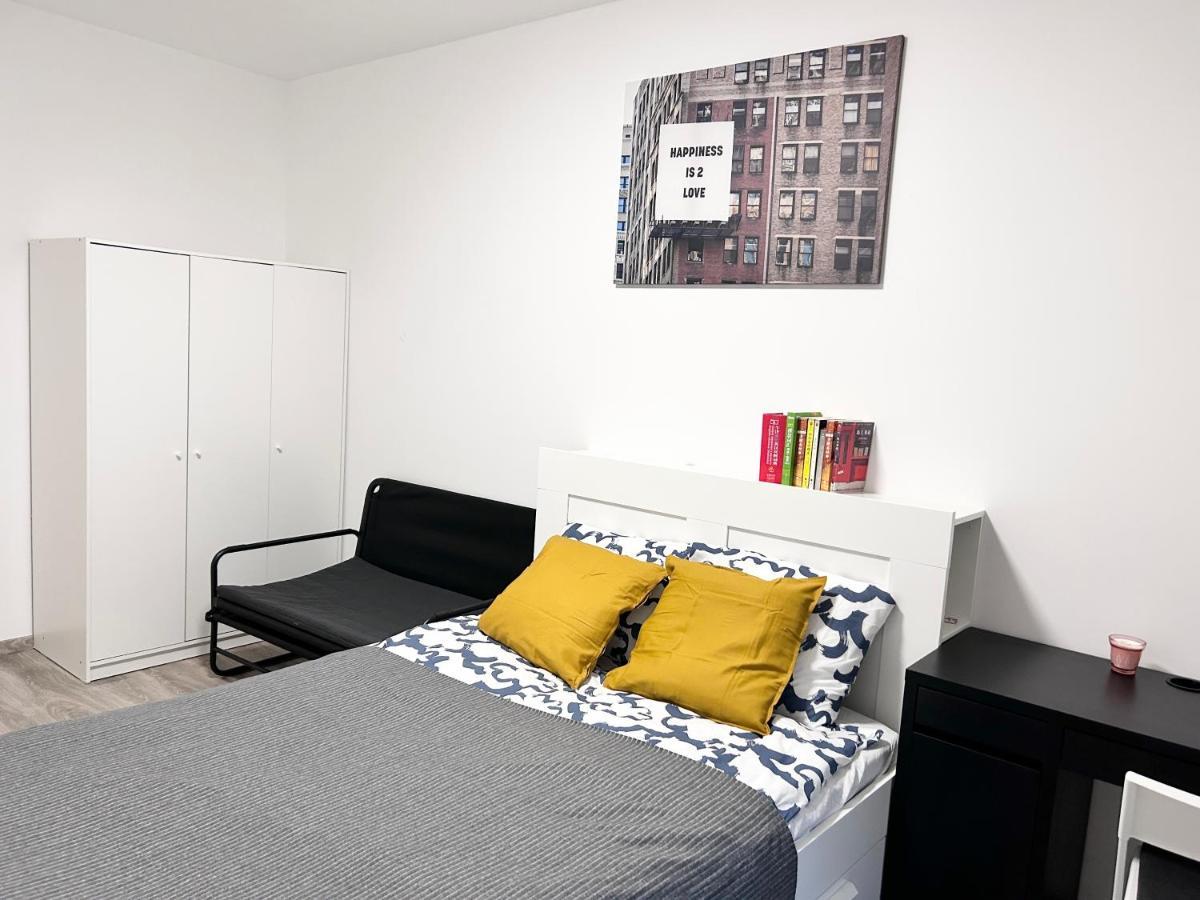New 2022 Family&Friends Downtown Ac 3Br 2Ba Free Parking Big Balcony Near Metro&Train Station Self Check-In Apt 布达佩斯 外观 照片