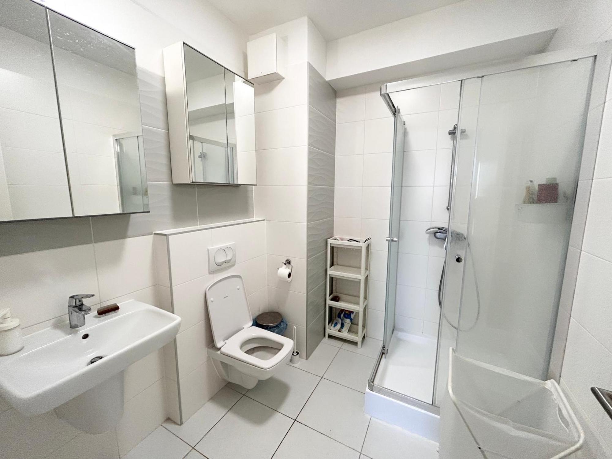 New 2022 Family&Friends Downtown Ac 3Br 2Ba Free Parking Big Balcony Near Metro&Train Station Self Check-In Apt 布达佩斯 外观 照片