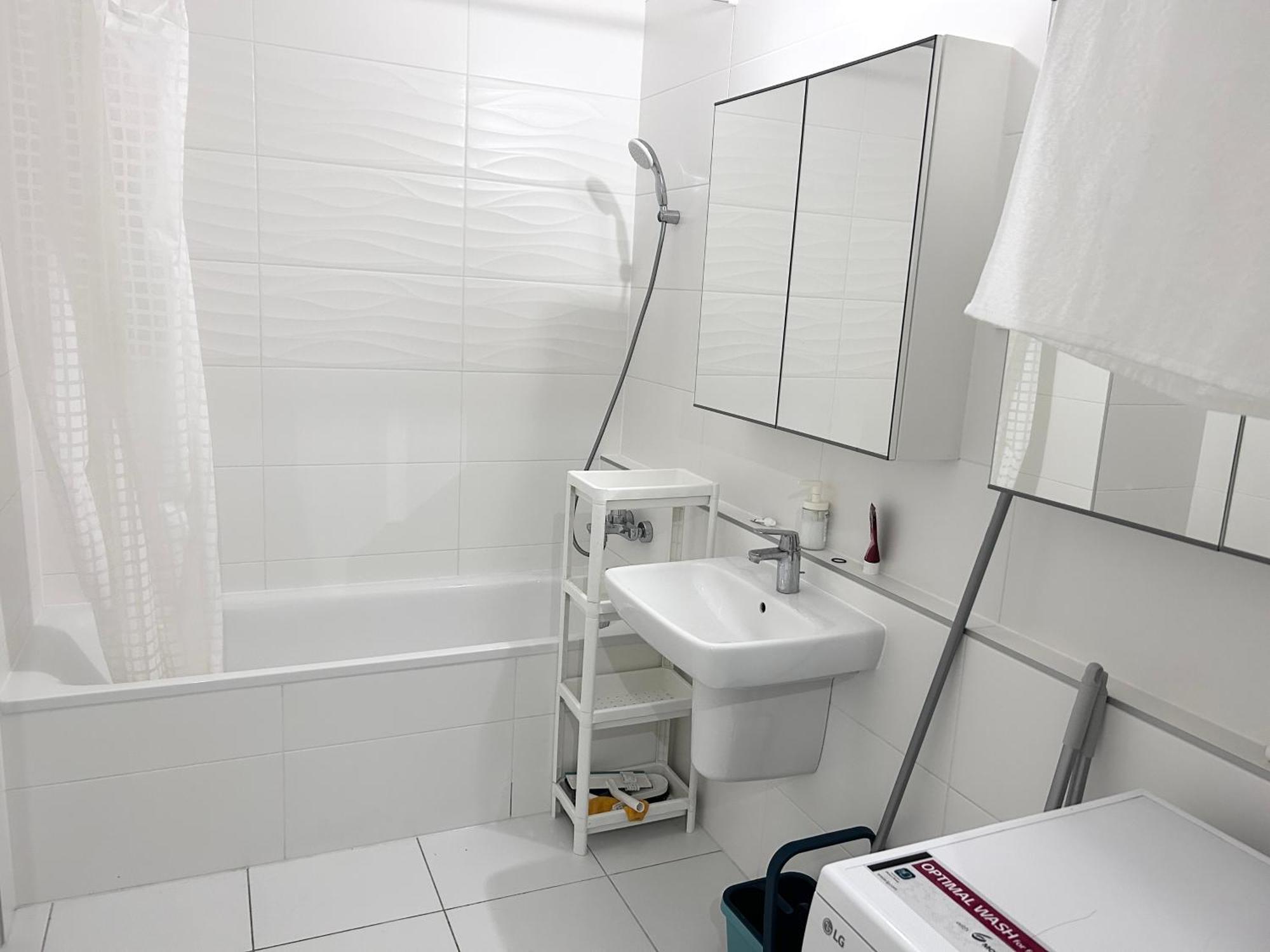 New 2022 Family&Friends Downtown Ac 3Br 2Ba Free Parking Big Balcony Near Metro&Train Station Self Check-In Apt 布达佩斯 外观 照片